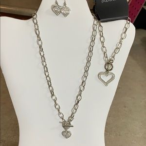 Necklace and bracelet set